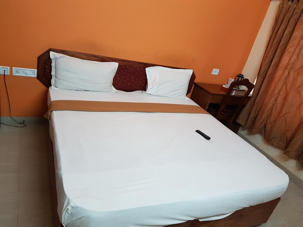تريفِندرم Hotel The Samrat المظهر الخارجي الصورة